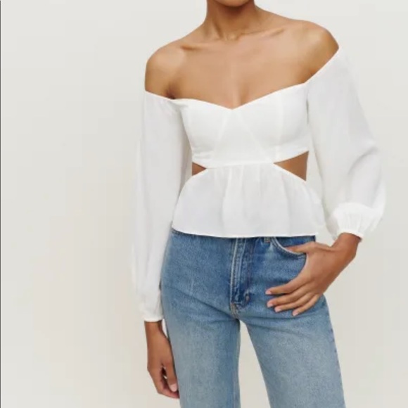 Reformation Tops - Reformation Laraine top — Size 6